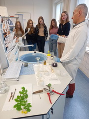 Tde vedy a techniky - UKF Nitra Fakulta prrodnch vied a informatiky - Katedra botaniky a genetiky