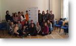 Spoločná fotografia pedagógov a žiakov, ktorí sa zúčastnili školenia Projekt je zmena