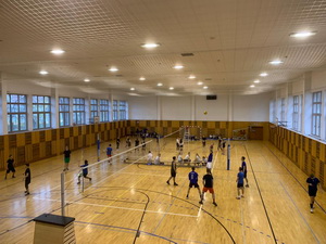 Medzitriedny volejbalový turnaj ku Dňu študentstva 