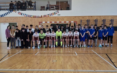 Futsalov� turnaj stredn�ch �k�l okresu Zlat� Moravce