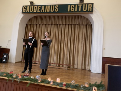 Viano�n� akad�mia Gymn�zia Janka Kr�a