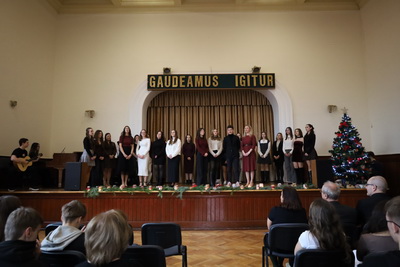 Viano�n� akad�mia Gymn�zia Janka Kr�a