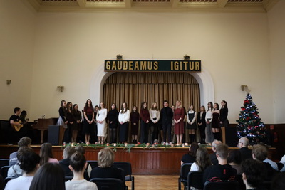 Viano�n� akad�mia Gymn�zia Janka Kr�a