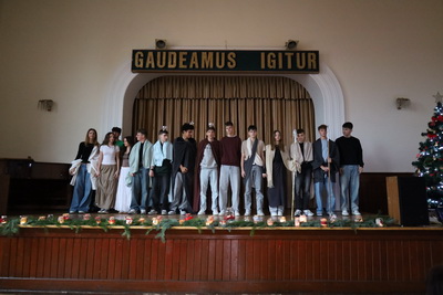 Viano�n� akad�mia Gymn�zia Janka Kr�a