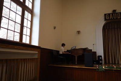 Viano�n� akad�mia Gymn�zia Janka Kr�a