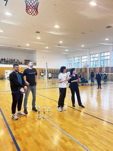 Majstrovstv� kraja vo volejbale op� v �portovej hale Gymn�zia J. Kr�a 