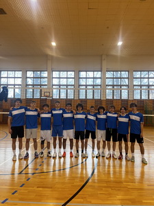 Majstrovstv� kraja vo volejbale op� v �portovej hale Gymn�zia J. Kr�a 